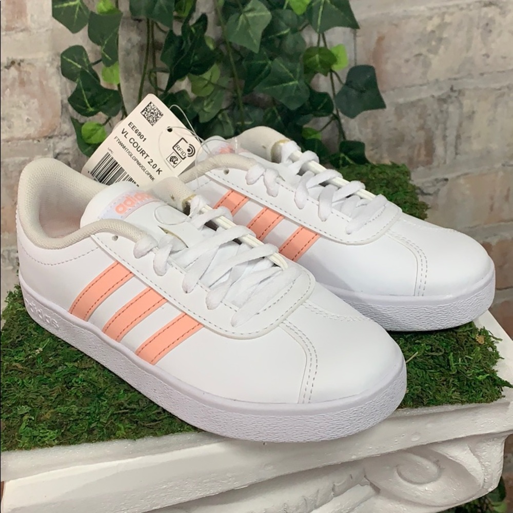 NWT Girls Adidas VL Court 2.0 K Athletic Shoe - Picture 3 of 5